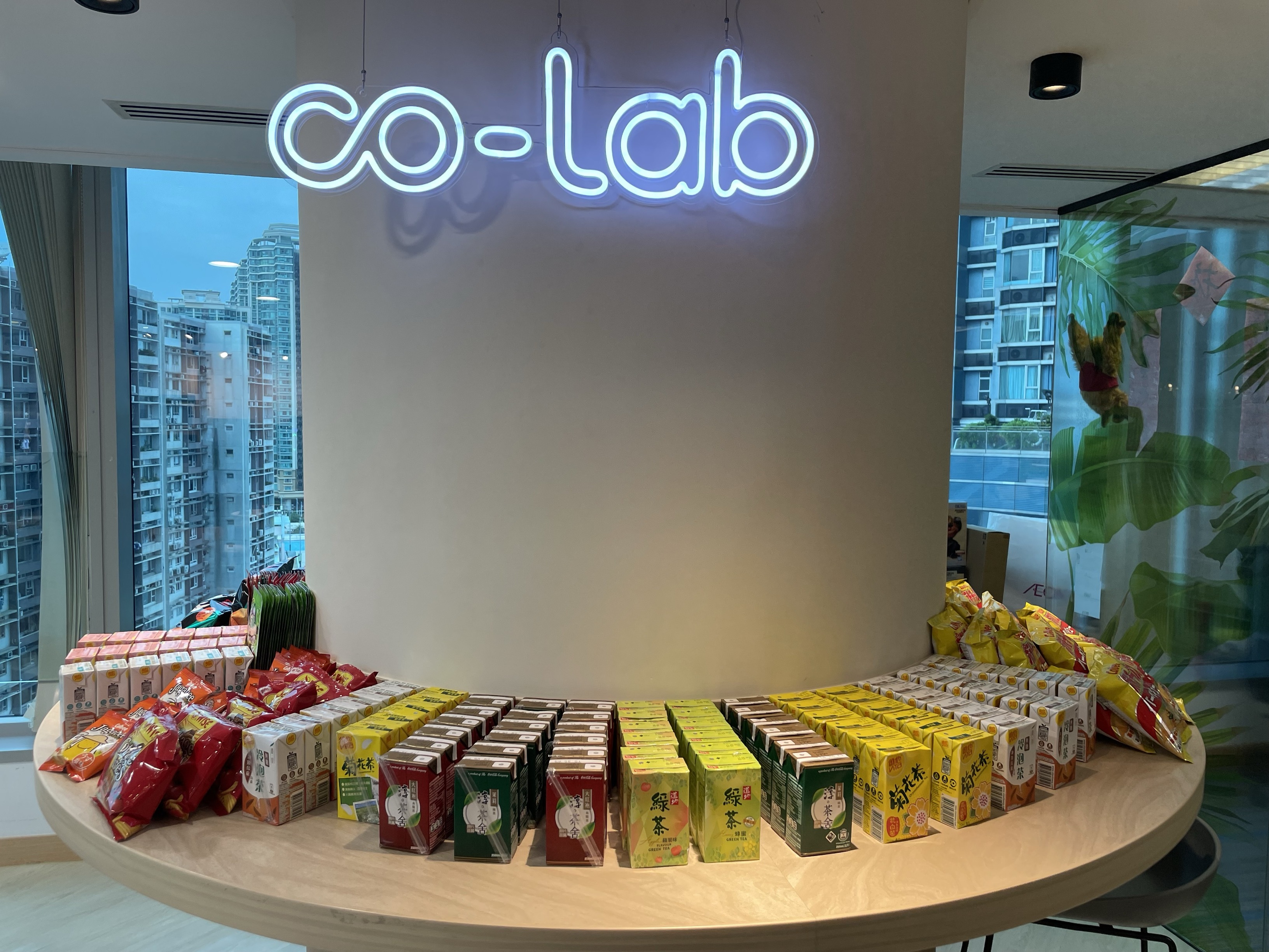 Game On! A Fun-Filled Rummikub Showdown